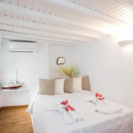 Alessios * Mykonos Town