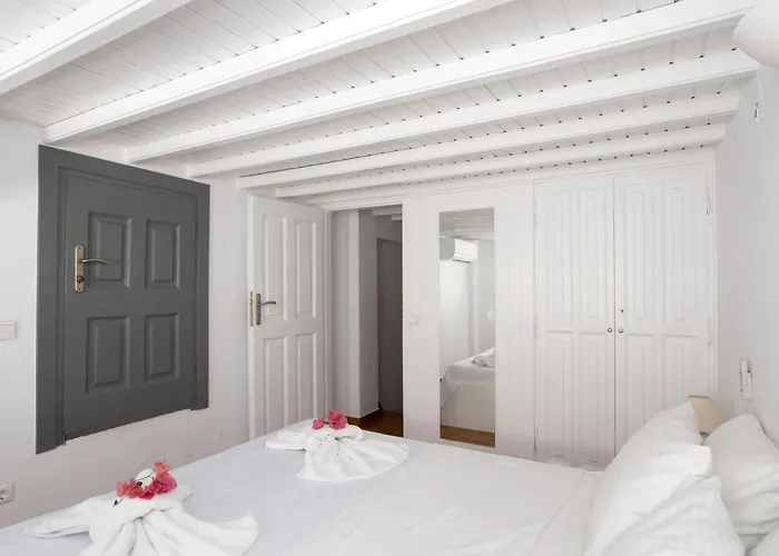 Alessios Mykonos Town