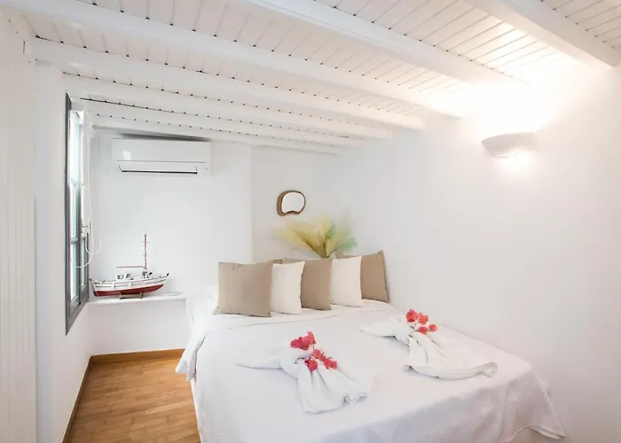 Alessios * Mykonos Town